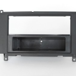 40.196.031 АДАПТОРНА РАМКА ЗА 2-DIN ЗА MERCEDES CLK C209