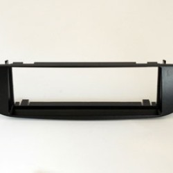 40.227 АДАПТОРНА РАМКА ЗА 1-DIN ЗА Fiat 500 2007-2015