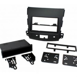 46.131 АДАПТОРНА РАМКА ЗА 1-DIN или 2-DIN ЗА Citroen C-Crosser 2007-2012, Mitsubishi Outlander 2007-2012, Peugeot 4007 2008-2012
