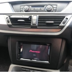 Connects2 CTKBM24 2-DIN адаптер и модул за управление от волана за BMW X1 Е84 2009-2015